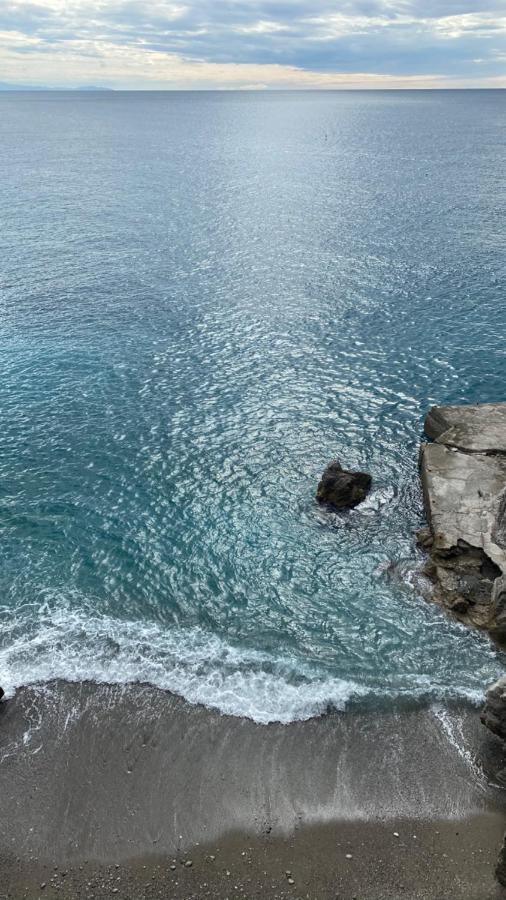 ホテル Rada Azzurra アマルフィ エクステリア 写真